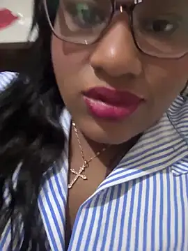 amorasecy online show from May 2026 02:38:01 AM