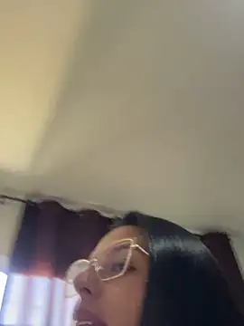 jujuarantes  2026 online show from February 2026 12:56:01 PM