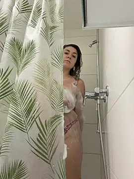 Vaannessaa online show from December 2025 02:36:02 PM