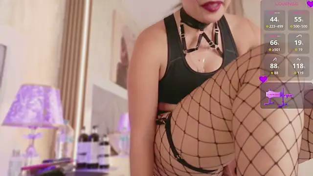 Laylaa- online show from February 2026 03:16:02 AM