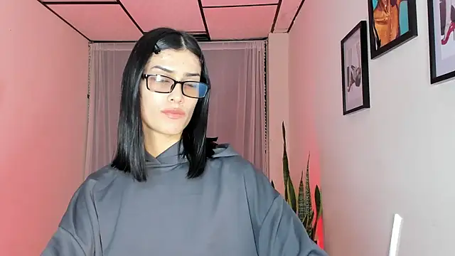 Snapshot of Godsfavorite19 chatting on February 2026 01:46:01 AM Godsfavorite19 online show from February 2026 01:46:01 AM