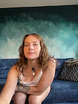 miamiamuse online show from February 2026 03:32:01 PM