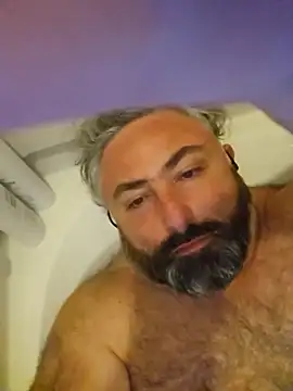 MacGuyver20 online show from February 2026 05:12:01 AM