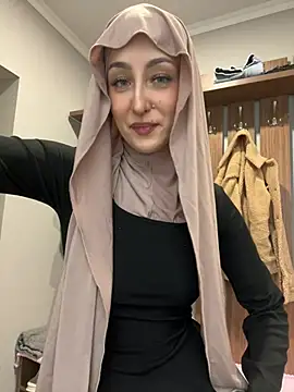 LuxBrunette  online show from May 2026 06:20:02 AM