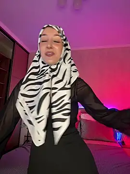 LuxBrunette  online show from May 2026 06:10:02 AM