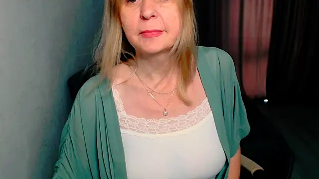 MiLenaMilf online show from May 2026 07:05:02 AM