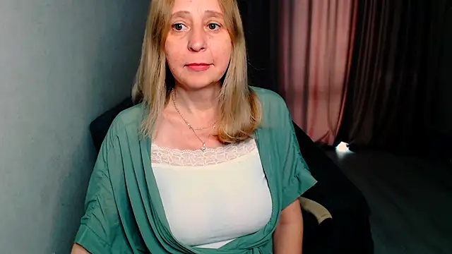 MiLenaMilf online show from May 2026 06:55:02 AM