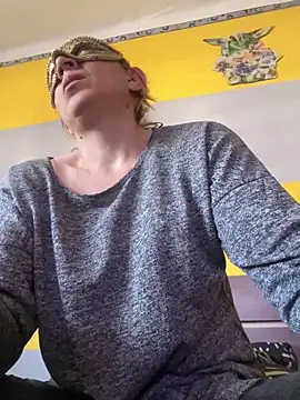 SexyMamiVee online show from April 2026 03:01:02 PM