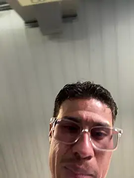 Latin Paisa Boy online show from April 2026 05:54:02 PM