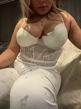 ELLSTRIP online show from March 2026 04:48:01 AM