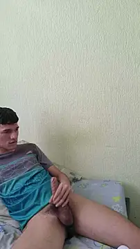 Snapshot of LeonS_20cm chatting on January 2026 07:26:01 PM LeonS 20cm online show from January 2026 07:26:01 PM