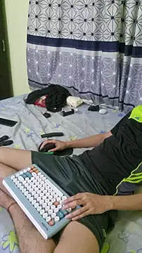 Snapshot of LeonS_20cm chatting on January 2026 12:03:02 AM LeonS 20cm online show from January 2026 12:03:02 AM