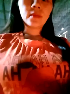 Snapshot of DIANAKUTE chatting on February 2026 01:02:02 AM DIANAKUTE online show from February 2026 01:02:02 AM