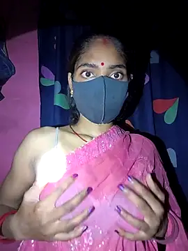 Snapshot of Naughty_Seema chatting on May 2026 05:32:01 PM Naughty Seema online show from May 2026 05:32:01 PM