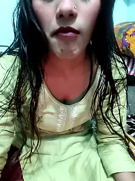 Snapshot of Yours-Zeenat chatting on January 2026 12:22:02 PM Yours-Zeenat online show from January 2026 12:22:02 PM