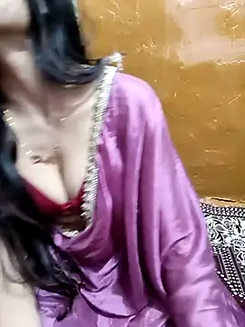 Snapshot of Yours-Zeenat chatting on February 2026 07:32:02 AM Yours-Zeenat online show from February 2026 07:32:02 AM