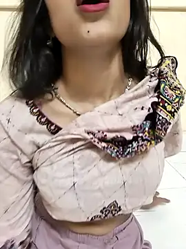 Yours-Zeenat online show from April 2026 10:39:02 AM