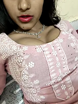 Yours-Zeenat online show from April 2026 09:18:01 AM