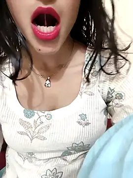 Yours-Zeenat online show from May 2026 05:57:01 AM