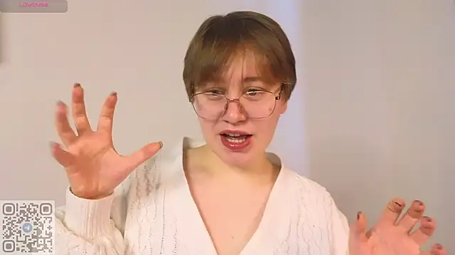 Snapshot of starsonthesky chatting on February 2026 10:25:02 AM starsonthesky online show from February 2026 10:25:02 AM