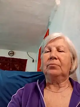 KlaudiaDarling online show from April 2026 07:14:01 AM