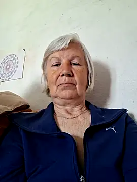 KlaudiaDarling online show from May 2026 07:57:02 AM
