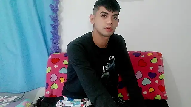 Snapshot of nico22love chatting on February 2026 12:25:02 AM nico22love online show from February 2026 12:25:02 AM