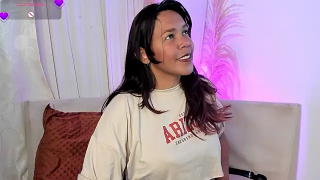 Snapshot of Emelygil_1 chatting on February 2026 07:56:02 PM Emelygil 1 online show from February 2026 07:56:02 PM