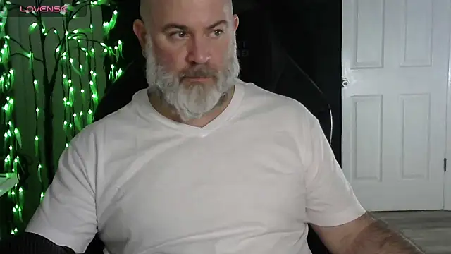 Snapshot of XJJ77x chatting on February 2026 01:35:02 AM XJJ77x online show from February 2026 01:35:02 AM