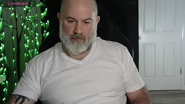 Snapshot of XJJ77x chatting on February 2026 04:24:01 AM XJJ77x online show from February 2026 04:24:01 AM