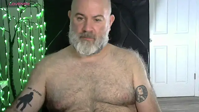 XJJ77x online show from February 2026 03:07:02 AM