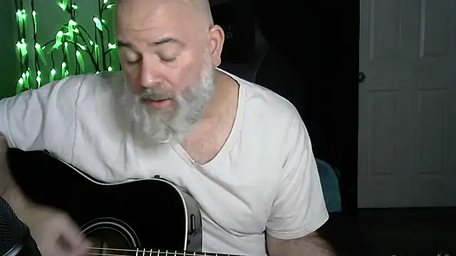XJJ77x online show from July 2026 01:07:02 AM