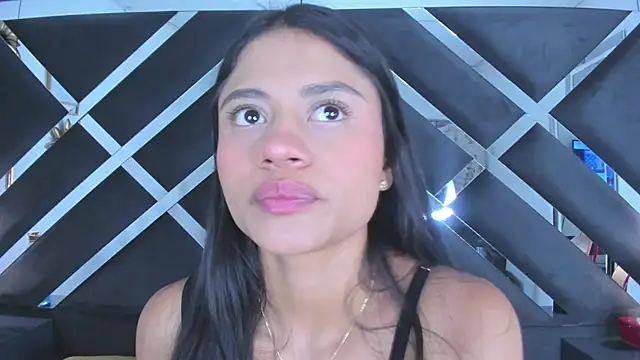 Snapshot of melody__sweet_ chatting on February 2026 08:05:01 PM melody sweet online show from February 2026 08:05:01 PM