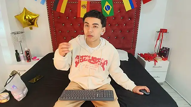 Jaden and sofia online show from July 2026 02:59:02 AM