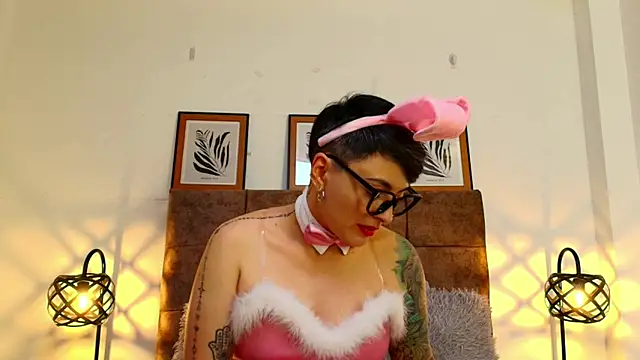 kat paradise online show from April 2026 02:15:01 PM