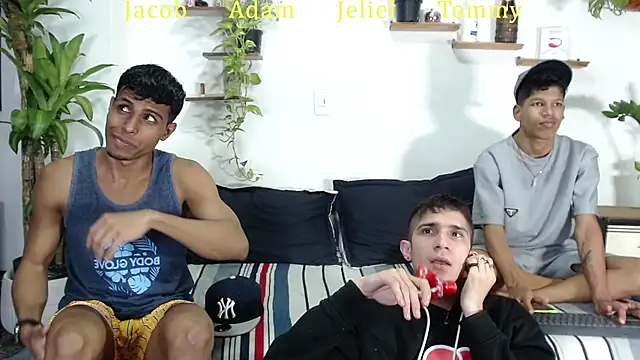 Interracial Snow Bunny online show from January 2026 11:14:01 PM