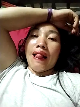 Lovephay8x online show from May 2026 09:42:02 PM