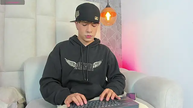 imxxjoel online show from April 2026 04:26:02 AM