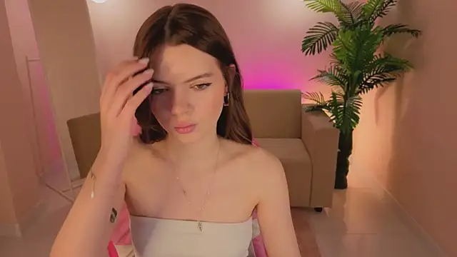 Snapshot of Ellya_me chatting on February 2026 08:51:01 AM Ellya me online show from February 2026 08:51:01 AM