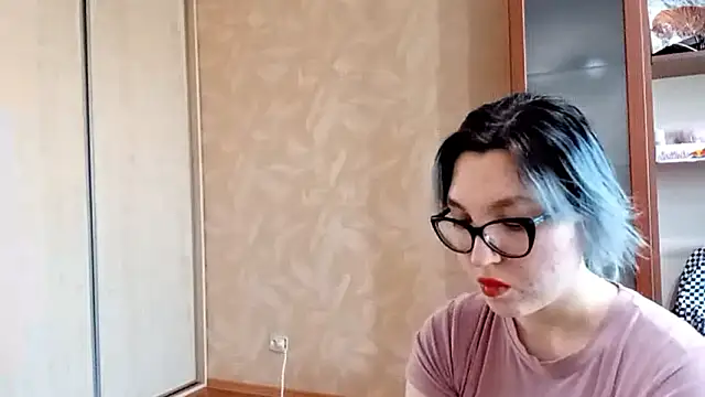 Snapshot of EvonTabb chatting on March 2026 01:03:02 PM EvonTabb online show from March 2026 01:03:02 PM