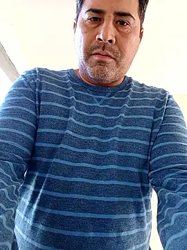 Snapshot of Piscis46 chatting on January 2026 01:04:01 PM Piscis46 online show from January 2026 01:04:01 PM