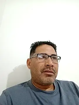 Snapshot of Piscis46 chatting on February 2026 12:23:02 PM Piscis46 online show from February 2026 12:23:02 PM