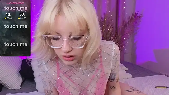 Snapshot of no_1dea chatting on February 2026 02:57:01 PM no 1dea online show from February 2026 02:57:01 PM