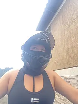 Snapshot of Scarlet_auraa chatting on January 2026 06:31:01 PM Scarlet auraa online show from January 2026 06:31:01 PM