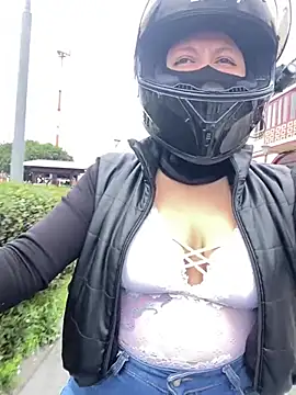 Snapshot of Scarlet_auraa chatting on February 2026 07:29:01 PM Scarlet auraa online show from February 2026 07:29:01 PM