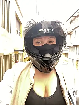 Snapshot of Scarlet_auraa chatting on February 2026 09:13:01 PM Scarlet auraa online show from February 2026 09:13:01 PM