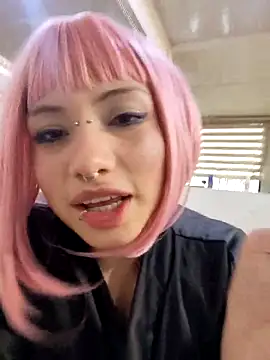 Snapshot of Sienna_Desiree chatting on February 2026 08:51:01 PM Sienna Desiree online show from February 2026 08:51:01 PM