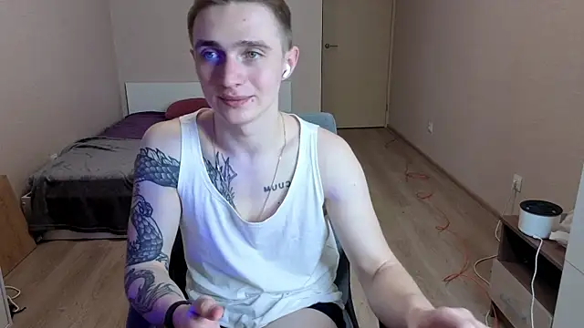 LEO  MILLER online show from April 2026 10:37:02 PM