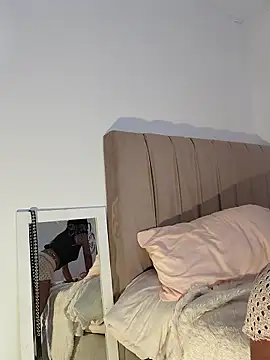 Snapshot of DAMMLEYLA chatting on January 2026 07:34:01 PM DAMMLEYLA online show from January 2026 07:34:01 PM