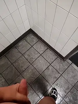 Snapshot of thymaude chatting on February 2026 01:03:02 PM thymaude online show from February 2026 01:03:02 PM